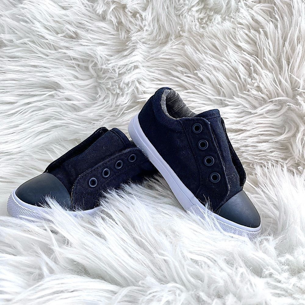 slip on sneakers